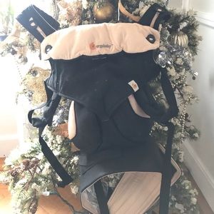 Ergo baby 360 infant insert teething pad and bib